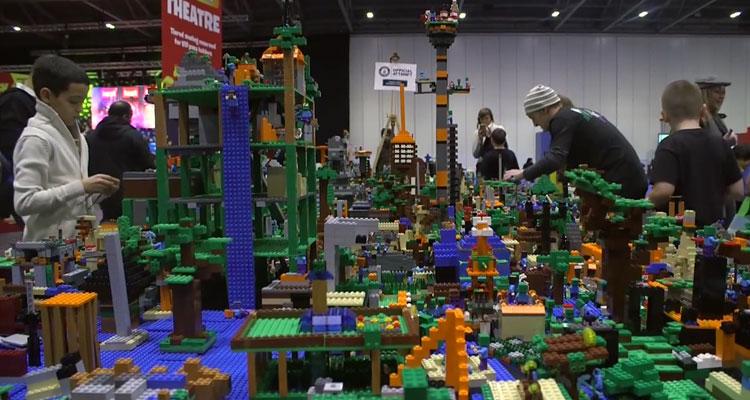 biggest lego minecraft world